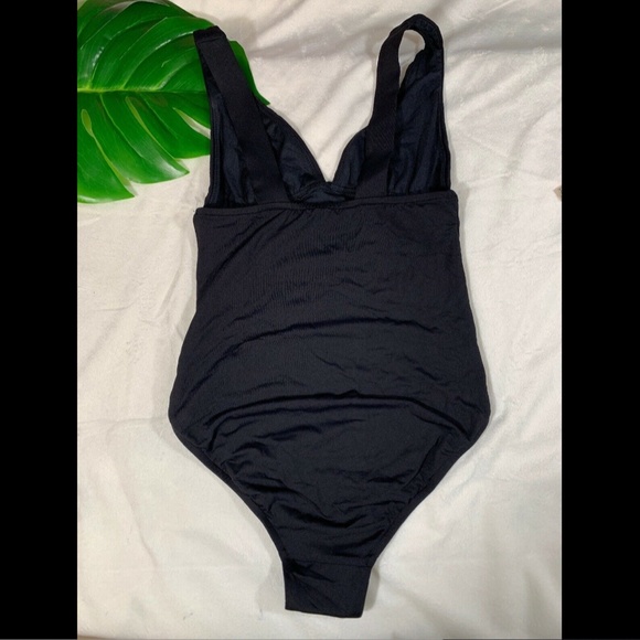 NEW Seafolly Active Maillot One-Piece Swimsuit - Picture 5 of 8